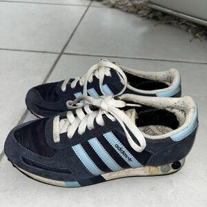 Adidas women’s sneakers soccer